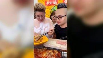 娱乐吃瓜酱酒肉,娱乐吃瓜酱的美食盛宴